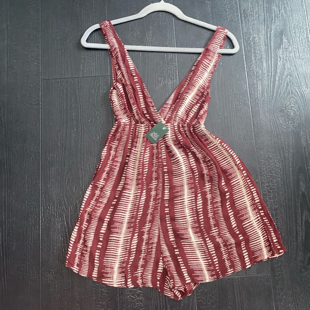 Wild‎ Fable Maroon Patterned Romper XS NWT